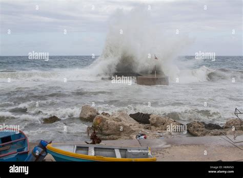 Beirut Lebanon 1st Nov 2016 Giant Waves Crash Against Beirut