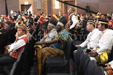 Pelantikan Anggota Bawaslu Antara Foto