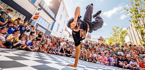 Jaar Hiphop Op De Speelplaats Tijdens Maanrock Radio Reflex