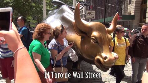 El Toro De Wall Street Youtube