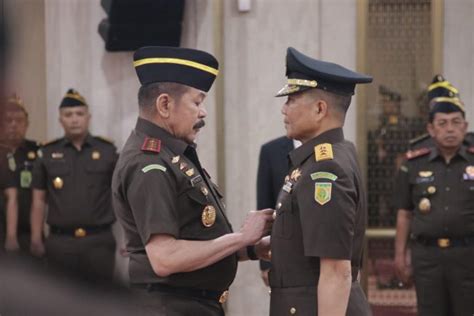 Jaksa Agung Lantik Mayjen TNI Wahyoedho Indrajit Sebagai JAM Pidmil