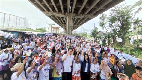 Warga Kampung Bahari Terbantu Dengan Program Sembako Murah Partai Perindo