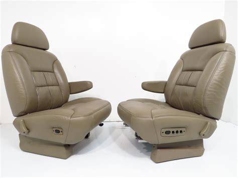 Chevy Tahoe Silverado Suburban GMC Sierra Yukon Tan Leather Front Seats ...