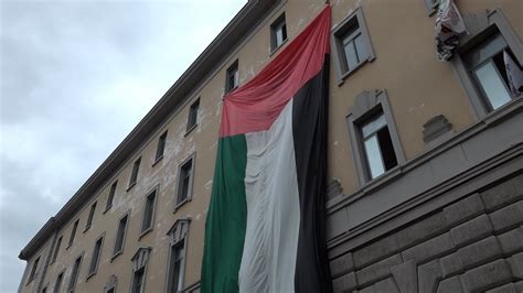 Solidariet Alla Palestina A Napoli Occupato Liceo G B Vico Youtube