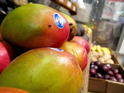 7 Tropical Fruits You Need To Try In Puerto Rico