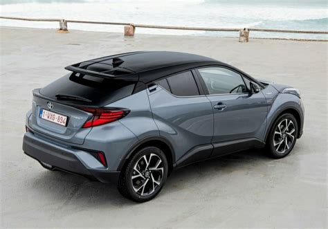 2020 TOYOTA C-HR motor seçenekleri