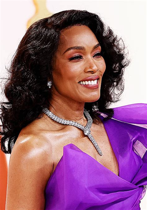 Tessas Thompson Angela Bassett Th Annual Angela Bassett