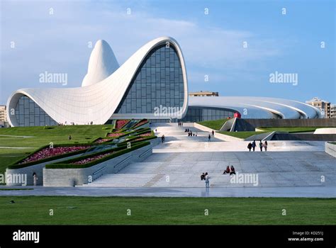 Bakú Azerbaiyán Heydar Aliyev Centro Edificio Diseñado Por El