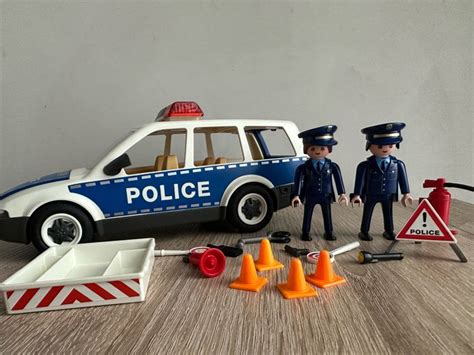 Playmobil V Hicule De Police Et Patrouille Playmobil Beebs