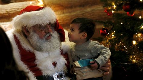 What to say when your child asks "is Santa real?" — Quartz