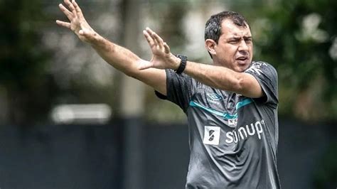 Santos Confirma Volta Do Técnico Fábio Carille Treinador é Radicado Em