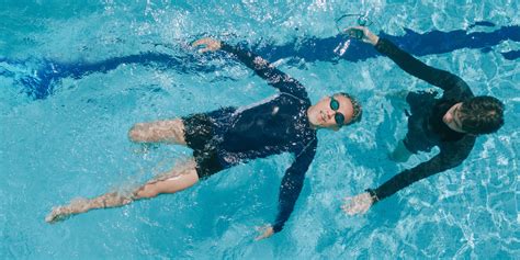 Schwimmen Lernen Als Erwachsener Infos Und Tipps