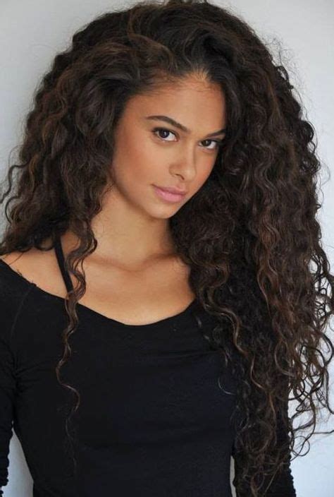 De 25 Bedste Idéer Inden For Dark Curly Hair På Pinterest