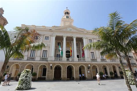 El Ayuntamiento Conmemora El F Con Un Intenso Programa De Actividades