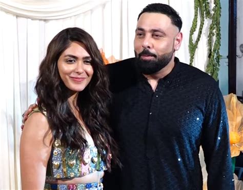 Mrunal Thakur Rapper Badshah Dating क्या मृणाल ठाकुर को डेटिंग कर रहे है रैपर बादशाह इंस्टा