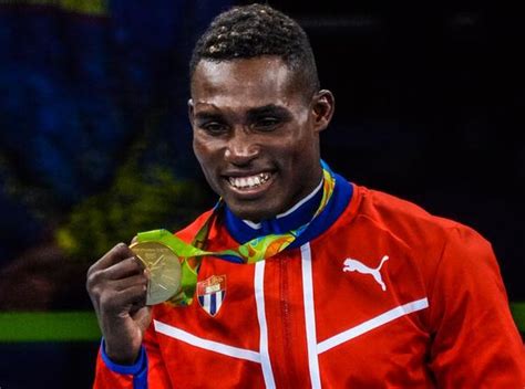 Boxeador Julio César la Cruz aporta tercera medalla de oro a Cuba en