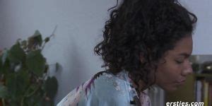 Ersties Amateur Girl Masturbates With A Glass Toy Tnaflix