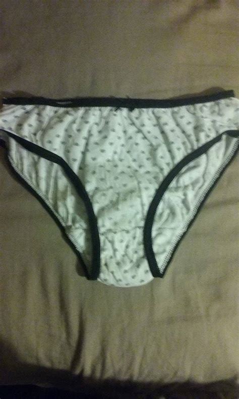 Pussy So Tight ShesFreaky