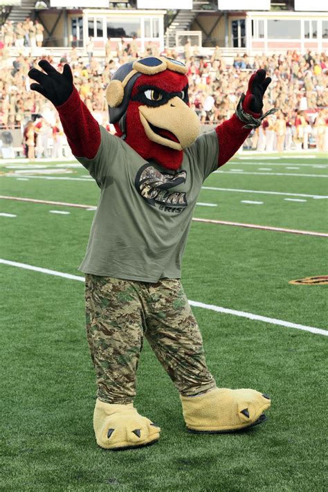 Louisiana Monroe Opens The Season With A Camo Out Duck Dynasty