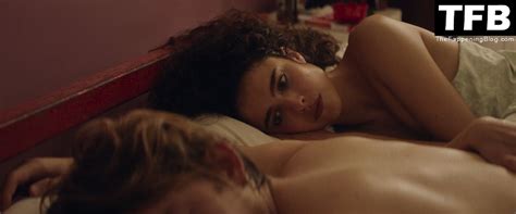 Margaret Qualley Sexy Nude Stars At Noon Pics Videos