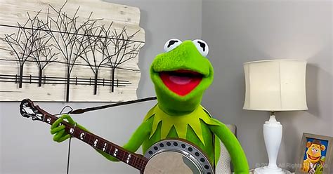 Kermit & Fozzie Bear’s online duet is guaranteed to make you smile ...