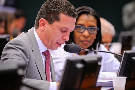 Lideran A Ccj Aprova Projeto De Rosangela Gomes Que Destina