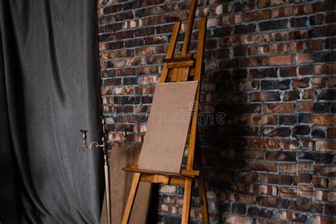 Easel with a Painting in the Interior. Artist`s Workshop Stock Photo - Image of fist, boxing ...