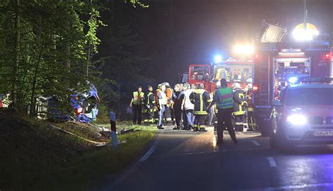 Bilder Von Kreis Bayreuth Auto Berschl Gt Sich Zwei Tote