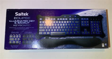 Old School Gaming Computer Keyboard SAITEK ECLIPSE Model KU 0418