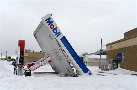 Good Morning News Deadly Winter Storm Buries Buffalo Under 52 Inches