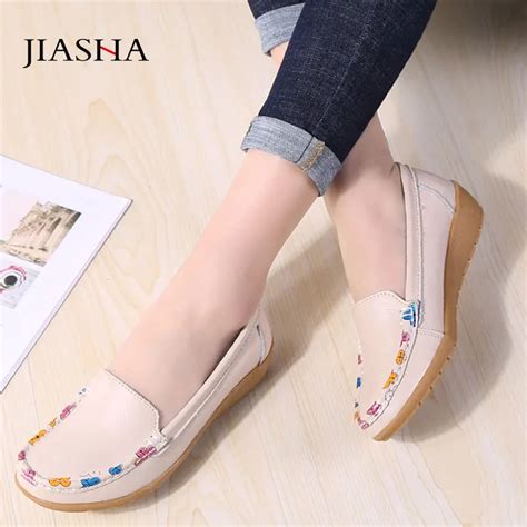 Women Flat 2021 New Fashion Mother Summer Shoes Woman Soft Bottom Genuine Leather Flat Shoes