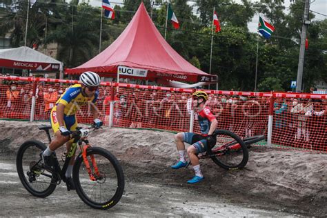 Balap Sepeda Uci Mtb Kategori Men Elite Antara Foto