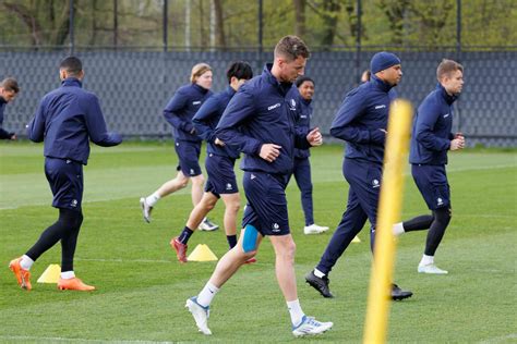 Laatste Training Voor Kaa Gent West Ham United Kaa Gent Website