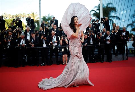 Cannes 2022 Aishwarya Rai Bachchan Steals The Limelight In