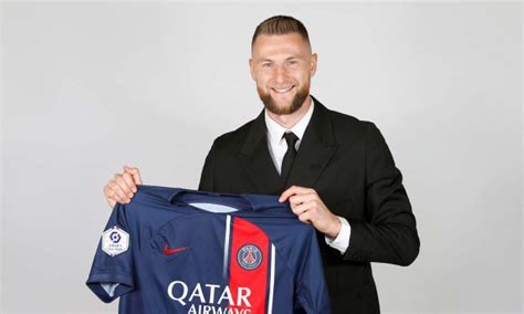 Le PSG officialise sa toute 1ère recrue du mercato estival