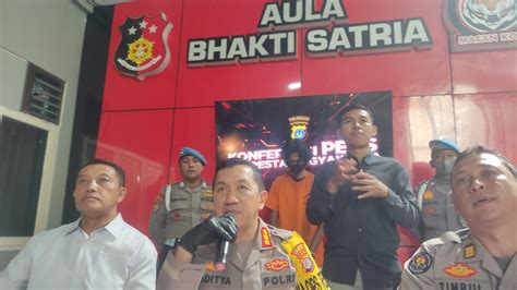 Polisi Ringkus Guru Tersangka Pencabulan Beberapa Siswa Di SD Swasta