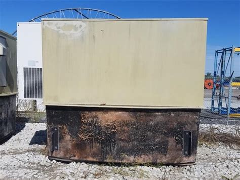 Precision Quincy Fiberglass Utility Tele Communications Shelter Bigiron