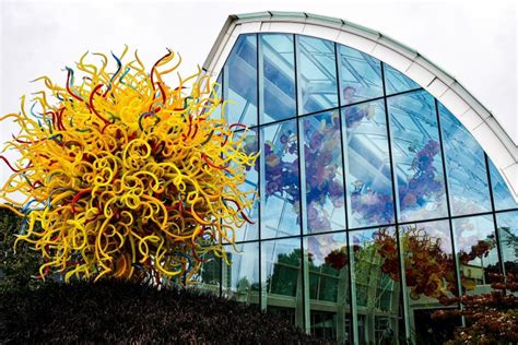 Chihuly Museum Plan To Spend At Least Two Hours Learn Glass Blowing