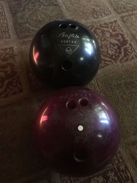 2 Vintage Bowling Balls Collectible Amflite Amf Mustang For Sale In