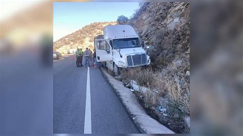 Protecci N Civil Alerta Sobre Choque De Cami N En Carretera Cananea