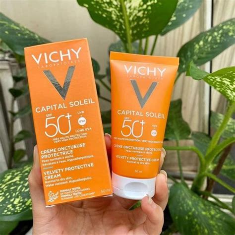 Kem Chống Nắng Phổ Rộng Vichy Capital Soleil SPF50 UVA UVB Velvety