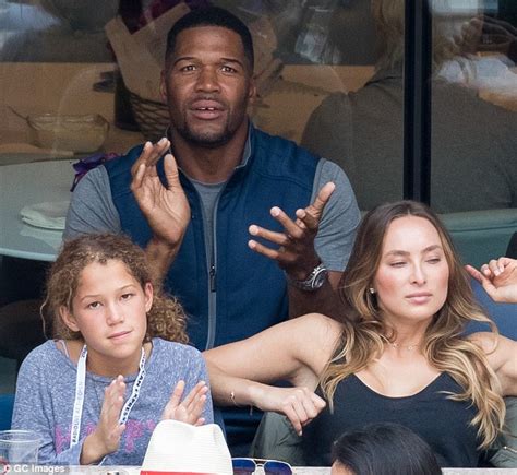 Michael Strahan enjoys family day at the US Open | Daily Mail Online