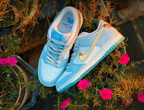 Preview Sean Cliver X Nike Sb Dunk Low Le Site De La Sneaker