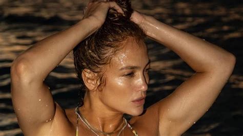 Jennifer Lopez Stuns In Tiny Bikini At Age Nt News