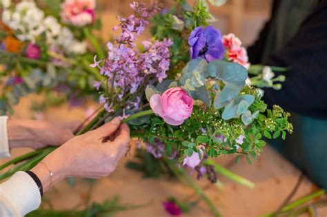 Atelier Floral Avec Eucalyptus Fondation GoodPlanet