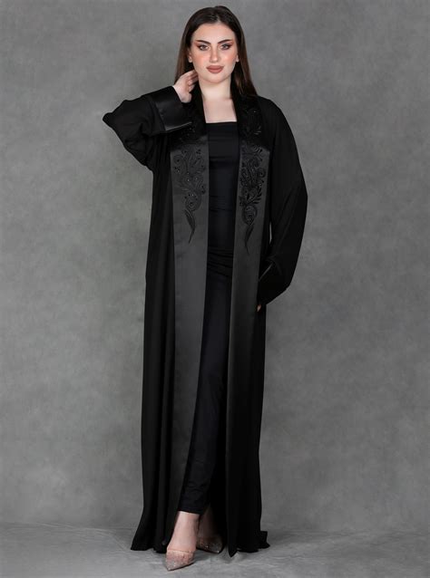 Embroidery Abay Elegant Soft Crepe Abaya With Front Embroidery On Satan