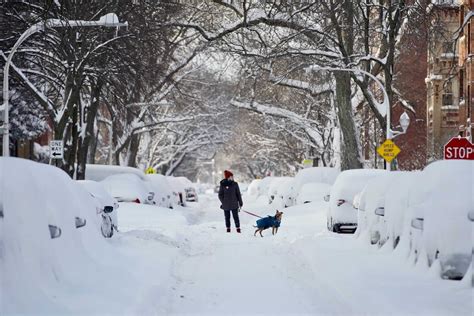 Chicago Snowstorm Midway Socked With Nearly 18 Inches Ohare Gets 75