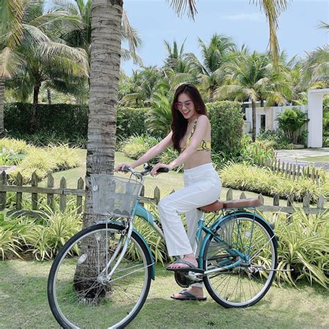 Ninh Dương Lan Ngọc diện bikini cực nóng bỏng body thực sự khiến dân tình hết lời khen ngợi