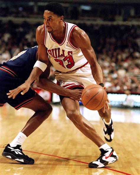 Scottie Pippen - Chicago Bulls, 1987–1998, 2003–2004 | Scottie pippen ...