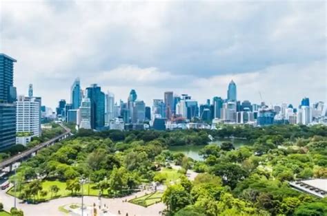 prakiraan cuaca hari   oktober   jabodetabek sonoraid